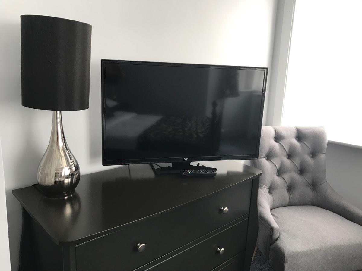 Castle Lodge Guest House ニューポート エクステリア 写真
